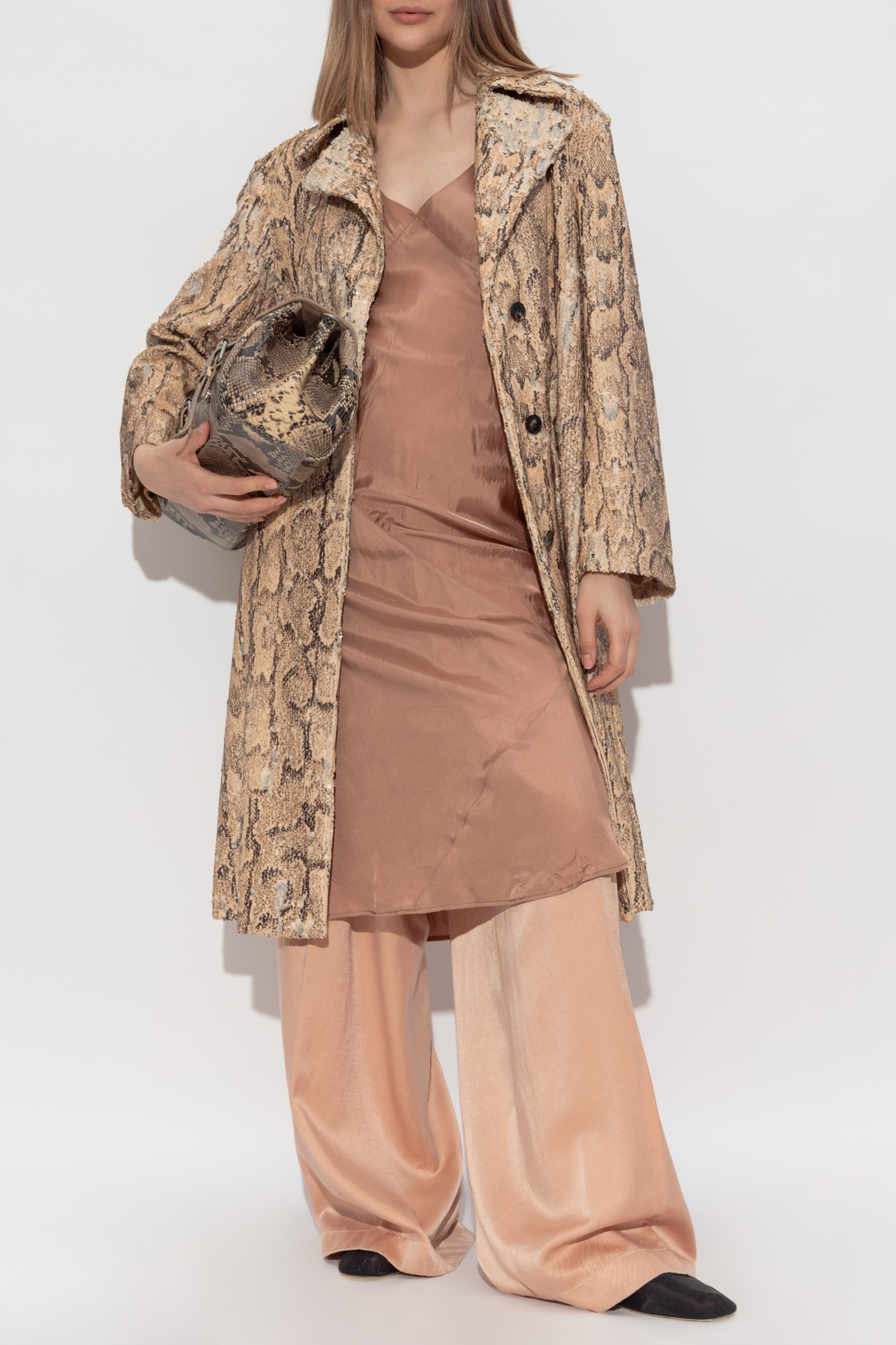 コート Dries Van Noten LONG COAT WITH SEQUINS (010241 1483103) Dries Van Noten Coat with sequin trim | Women's Clothing